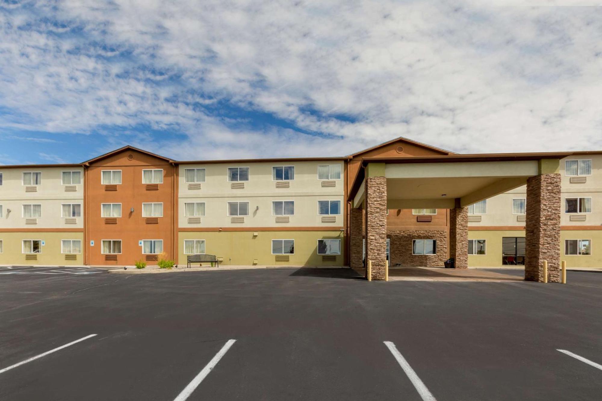 Best Western Plus The Four Corners Inn Farmington Exterior photo
